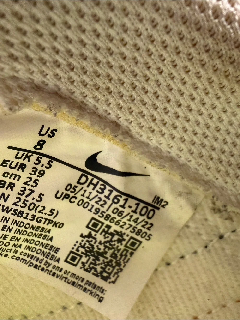 Nike court legacy women